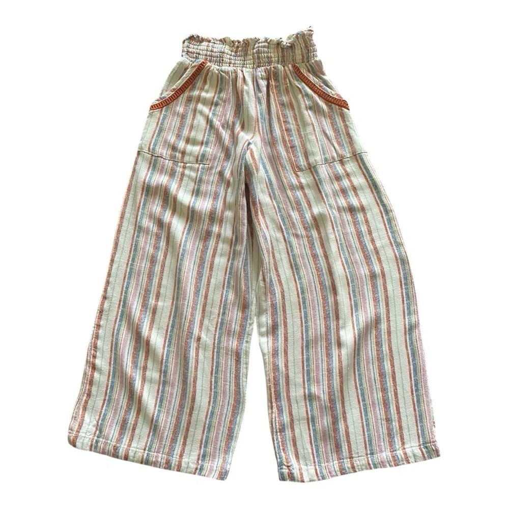 GIRLS SHORTS AND PANTS BUNDLE-SZE 6/7-DSG-ART CLASS
